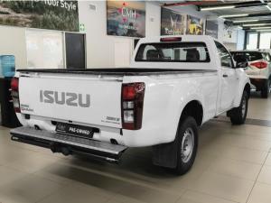 Isuzu D-Max Gen 6 250 single cab Fleetside safety - Image 5
