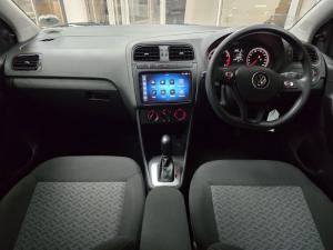 Volkswagen Polo Vivo hatch 1.6 Life - Image 10