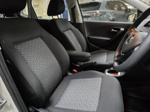 Volkswagen Polo Vivo hatch 1.6 Life - Image 12