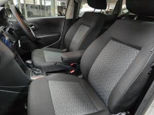 Volkswagen Polo Vivo hatch 1.6 Life - Image 13