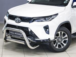 Toyota Fortuner 2.4GD-6 auto - Image 3