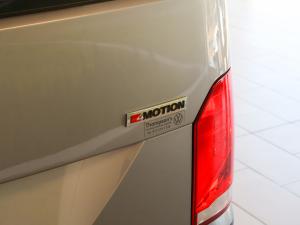 Volkswagen Transporter 2.0BiTDI crew bus LWB 4Motion 8-seater - Image 10