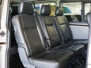Volkswagen Transporter 2.0BiTDI crew bus LWB 4Motion 8-seater - Image 15
