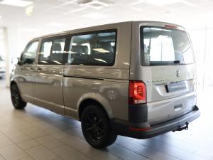 Volkswagen Transporter 2.0BiTDI crew bus LWB 4Motion 8-seater - Image 7