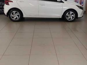Hyundai i20 1.4 Motion auto - Image 3