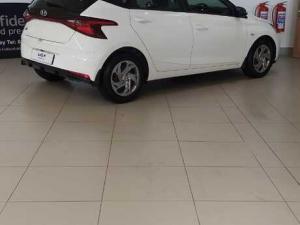 Hyundai i20 1.4 Motion auto - Image 4