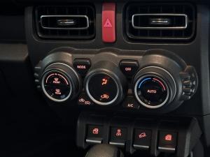 Suzuki Jimny 1.5 GLX AllGrip 5-door auto - Image 11
