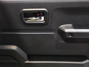 Suzuki Jimny 1.5 GLX AllGrip 5-door auto - Image 15