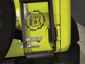 Suzuki Jimny 1.5 GLX AllGrip 5-door auto - Image 17