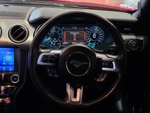Ford Mustang 5.0 GT fastback - Image 11