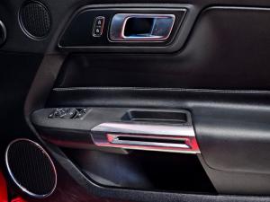 Ford Mustang 5.0 GT fastback - Image 14
