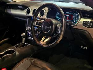 Ford Mustang 5.0 GT fastback - Image 8