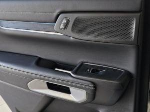 Ford Everest 3.0TD V6 4WD Platinum - Image 12