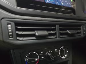 Volkswagen Polo hatch 1.0TSI - Image 13