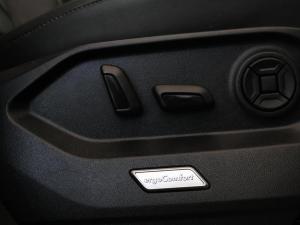 Volkswagen Touareg V6 TDI Executive R-Line - Image 24