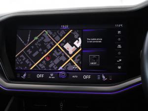 Volkswagen Touareg V6 TDI Executive R-Line - Image 30