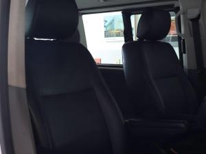 Volkswagen Transporter 2.0TDI Kombi SWB Trendline auto - Image 15