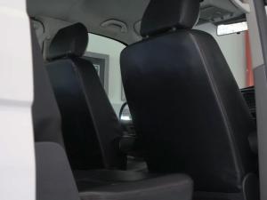 Volkswagen Transporter 2.0TDI Kombi SWB Trendline auto - Image 16