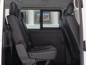 Volkswagen Transporter 2.0TDI Kombi SWB Trendline auto - Image 18