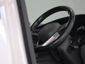 Volkswagen Transporter 2.0TDI Kombi SWB Trendline auto - Image 20