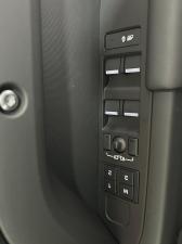 Land Rover Defender 110 D350 X-Dynamic HSE - Image 10