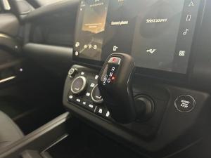 Land Rover Defender 110 D350 X-Dynamic HSE - Image 12
