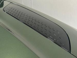 Land Rover Defender 110 D350 X-Dynamic HSE - Image 27