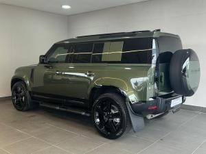 Land Rover Defender 110 D350 X-Dynamic HSE - Image 3
