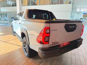Toyota Hilux 2.8GD-6 double cab Legend auto - Image 6