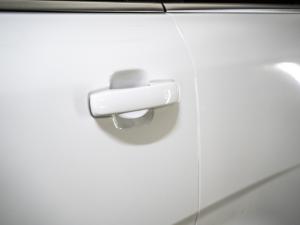 Ford Everest 3.0TD V6 4WD Platinum - Image 11