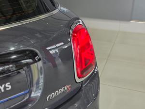 MINI Hatch Cooper Hatch 5-door - Image 6