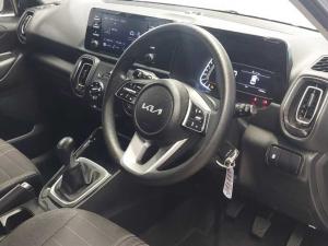 Kia Sonet 1.5 LX manual - Image 9