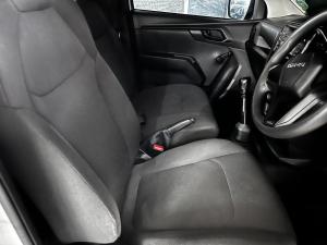 Isuzu D-Max 1.9TD single cab L manual - Image 5