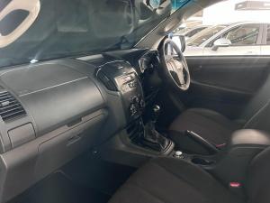 Isuzu D-Max 250 double cab 4x4 Hi-Ride - Image 13