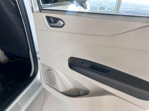 Renault Triber 1.0 Techno - Image 11