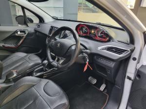 Peugeot 2008 1.2T GT Line auto - Image 17
