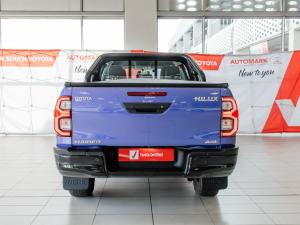 Toyota Hilux 2.8GD-6 double cab 4x4 Raider auto - Image 5