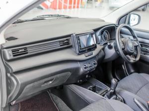 Toyota Rumion 1.5 SX manual - Image 7