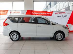 Toyota Rumion 1.5 SX manual - Image 3