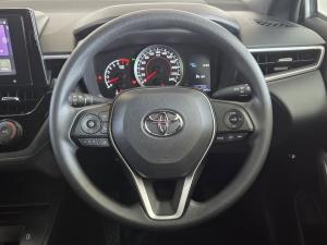 Toyota Corolla Cross 1.8 Xi - Image 8