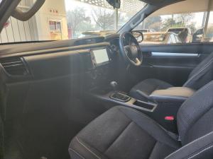Toyota Hilux 2.4GD-6 Xtra cab Raider auto - Image 7