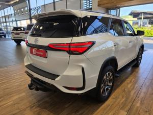 Toyota Fortuner 2.8GD-6 - Image 2