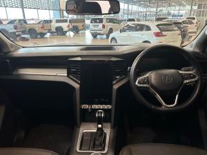 Volkswagen Amarok 2.0TDI double cab Life 4Motion auto - Image 6