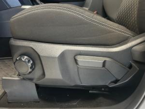Volkswagen Amarok 2.0TDI double cab Life 4Motion auto - Image 15