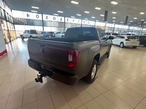 Volkswagen Amarok 2.0TDI double cab Life 4Motion auto - Image 2