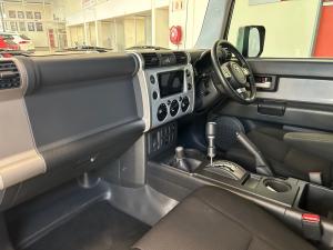 Toyota FJ Cruiser FJ Cruiser - Image 7