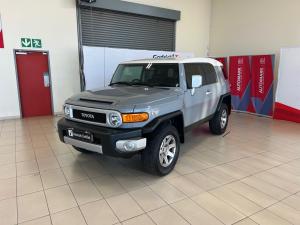 Toyota FJ Cruiser FJ Cruiser - Image 19