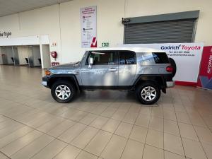 Toyota FJ Cruiser FJ Cruiser - Image 21
