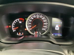 Toyota Corolla Cross 1.8 Xi - Image 11
