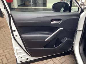 Toyota Corolla Cross 1.8 Xi - Image 25